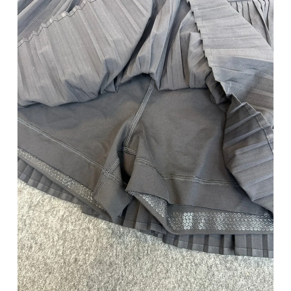 Lululemon Varsity High-Rise Pleated Tennis Skirt Shorts Pocket Skort Black 10 - Picture 4 of 16